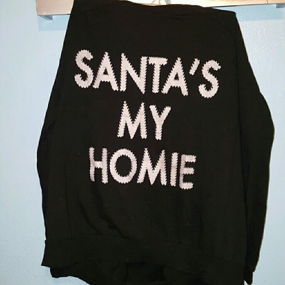 Long sleeve christmas shirt and makeup