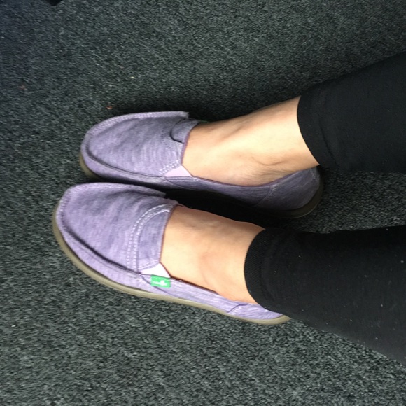 Sanuk slip on shoes