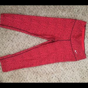 Nike crop leggings