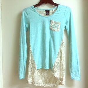 Long sleeve lace back shirt