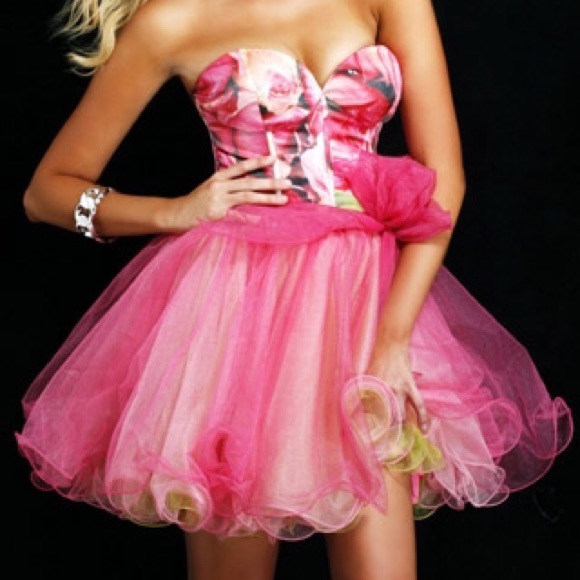 Sherri Hill Rose Tulle Dress 💖🌹