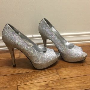 Silver sparkle peep toe heels