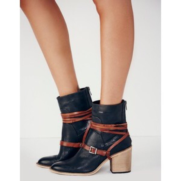 Free People "dawn point" boot