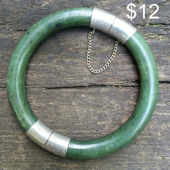 Jade bangle bracelet