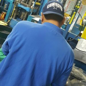 Meet your Posher, Leo