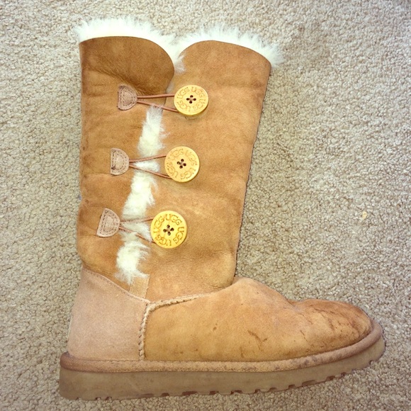 Camel buttoned Australian Ugg boots