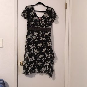 Pretty black and gray dress