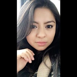 Meet your Posher, Ana