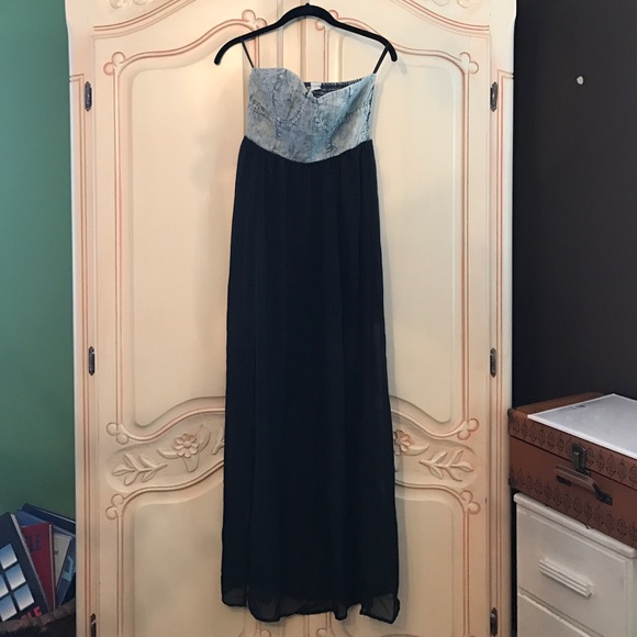 NWT Mimi Chica Strapless Denim  Chiffon Maxi Dress