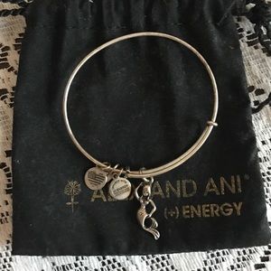 ❗️CLEAN OUT ❗️Mermaid Alex and Ani silver bracelet