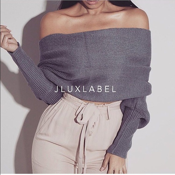 Scarlett shawl from JLUXLABEL
