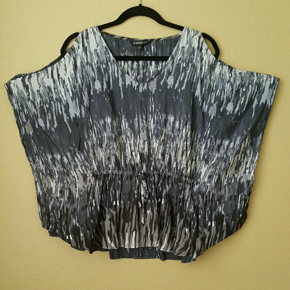 Cold Shoulder Batwing Top