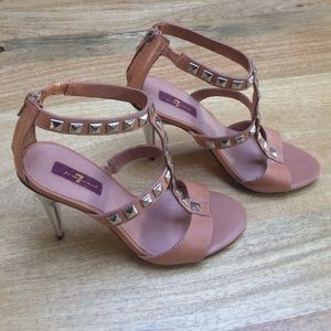 NWOB 7 For All Mankind 'Detour' Sandal