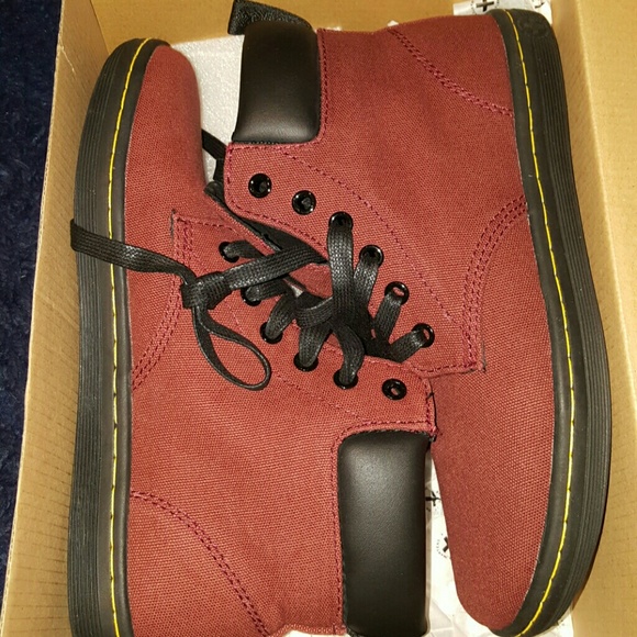 🆕 SOLD Womens Dr. Martens Maelly Boot - Picture 2 of 3