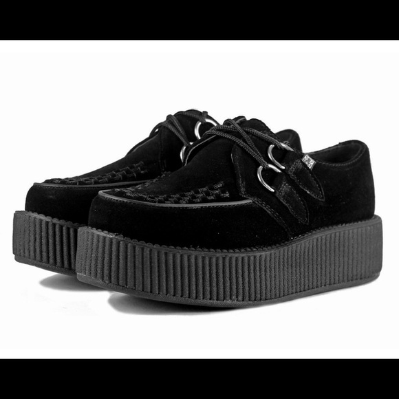 Tux creepers