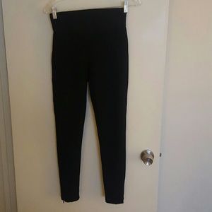 Black leggins