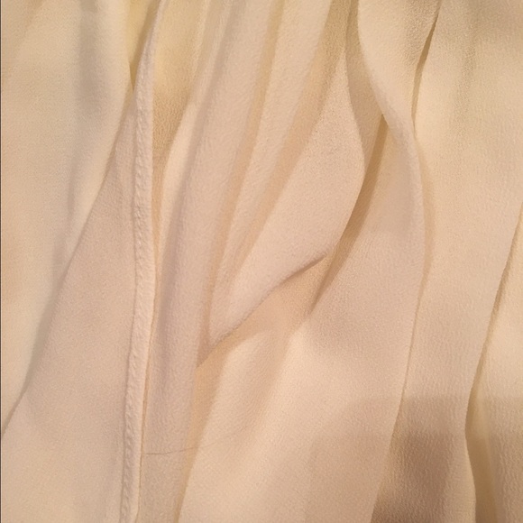 High Neck Cream-colored Dress with Waist Tie - Picture 3 of 3