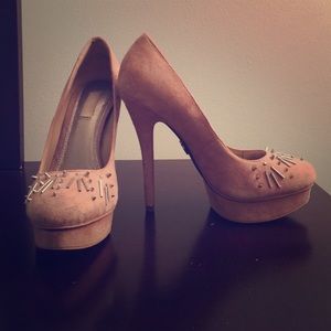 RACHEL Rachel Roy blush suede platform heels