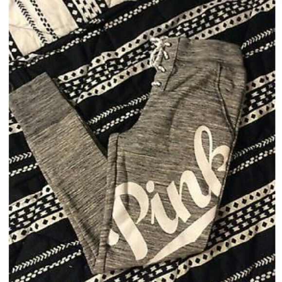 I am looking for any PINK shirt and leggings set. - Picture 2 of 2