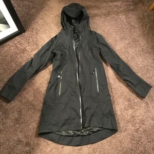 Lululemon raincoat