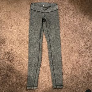 Lululemon wunder under gray