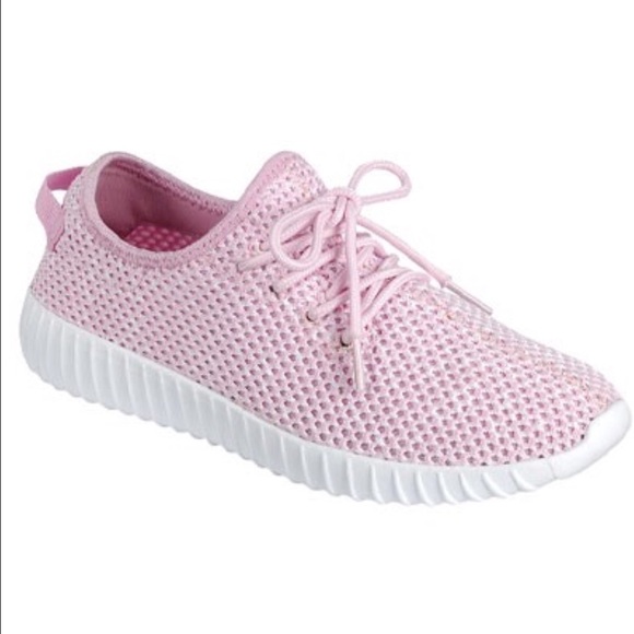 Just In! Fly Knit Mesh Sneakers - Picture 2 of 4