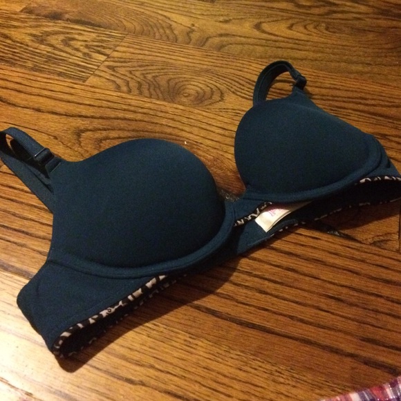 PINK BRA 32b