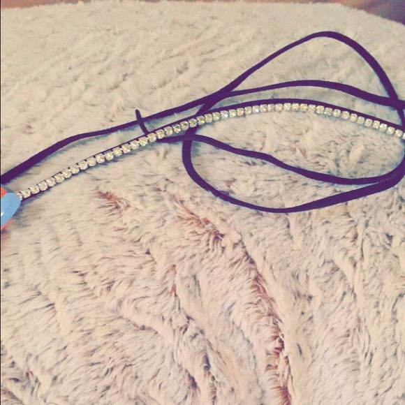 🌙 Victoriella necklace 🌙 - Picture 3 of 3