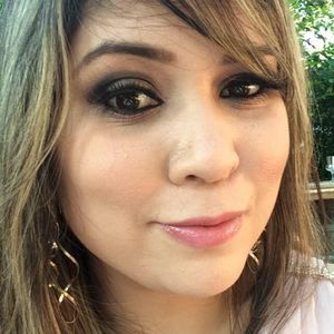 Meet your Posher, Ana