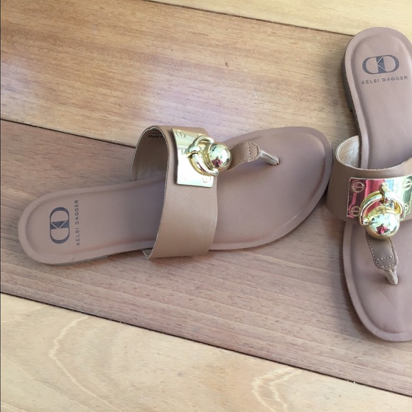 Tan and Gold Leather Sandals - Picture 4 of 4