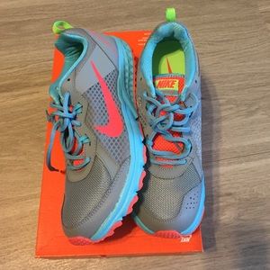 WMNS Nike Wild Trail Size 10