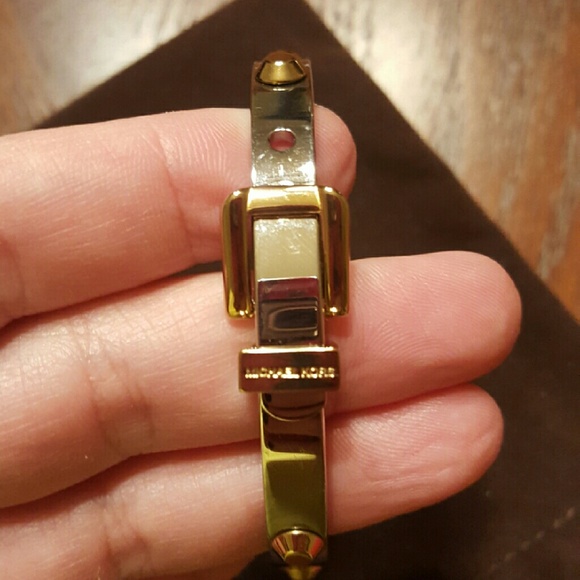 Michael Kors Jewelry - MK bangle