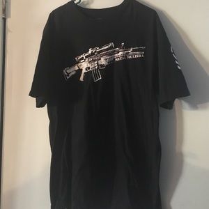 Men's metal mulisha t shirt like new