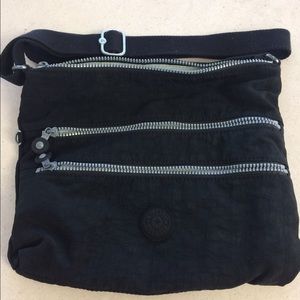 Kipling Crossbody - Excellent condition!