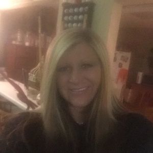 Meet your Posher, Debra