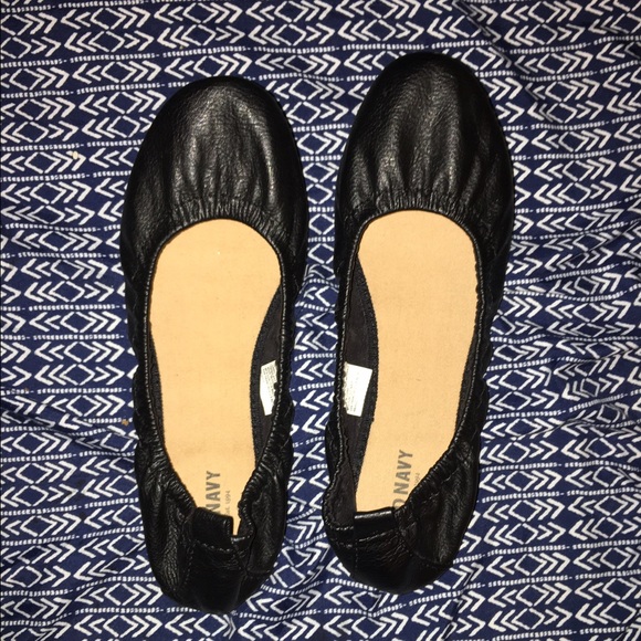 old navy flats size 7