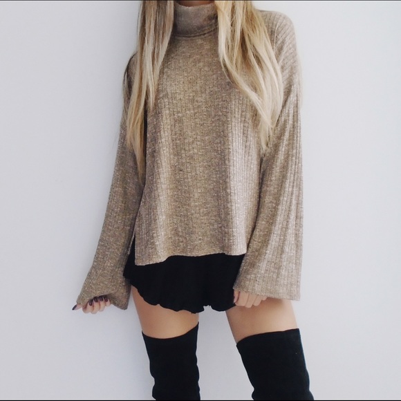 SOLD OUT ✖️ Sasha Bell Sleeve Turtleneck Sweater - Picture 3 of 3