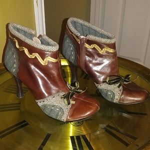 Kenzie Granny Boots Leather Size 7.5
