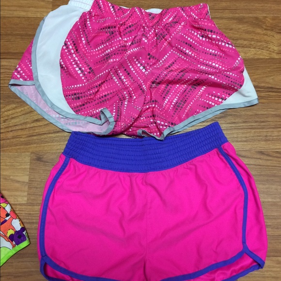 Lot girls shorts size 14-16 - Picture 2 of 3
