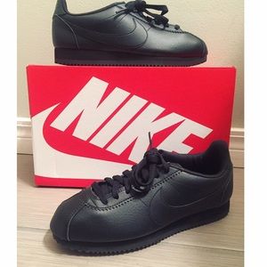 Nike Women's Cortez (new in box- never worn)