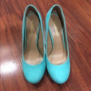 Kelly and Katie Tiffany Blue pumps