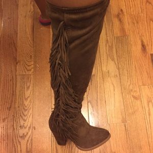 Fave winter knee Highs 😍