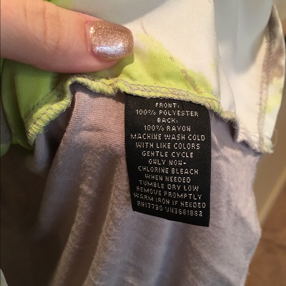 Comfy Blouse - Picture 3 of 4