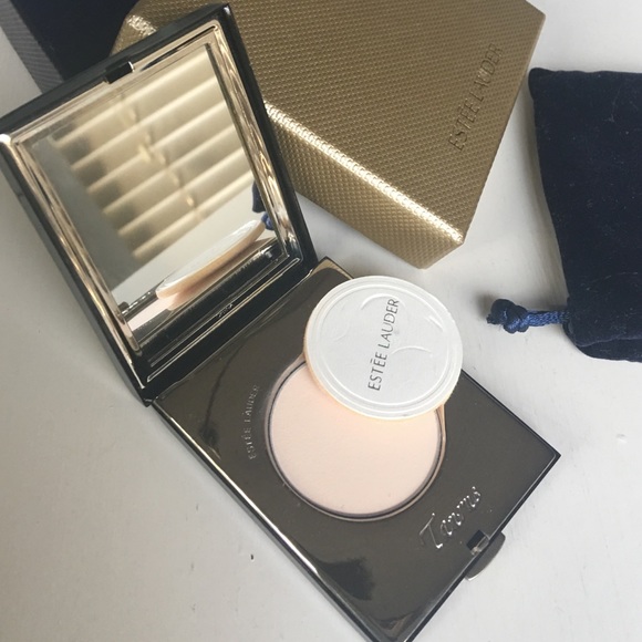 Vintage Estée Lauder Taurus Bull Mirrored Powder Case - Picture 3 of 4