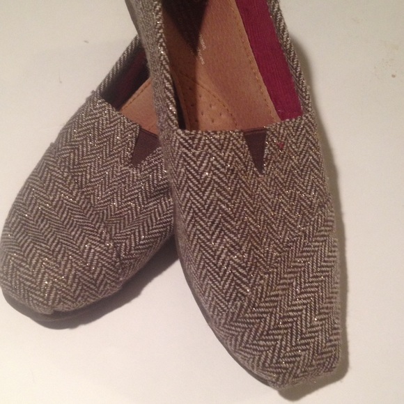 TOMS Shoes - Toms woven  flats