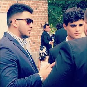 Meet your Posher, Hashim