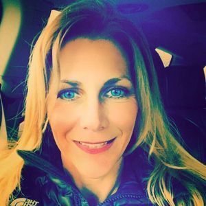 Meet your Posher, Casey