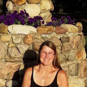 Meet your Posher, Debbie