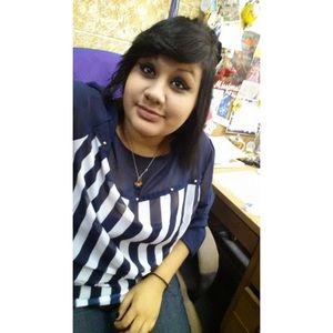 Meet your Posher, Yomaira