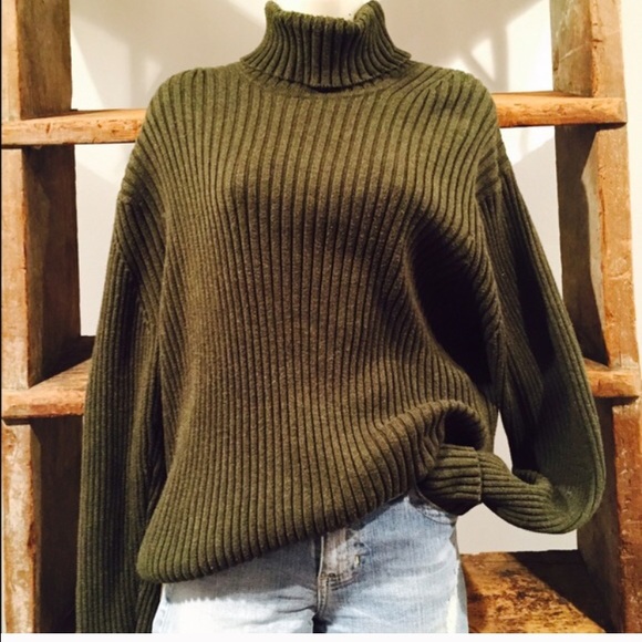 GAP Sweaters - Gap green turtle neck